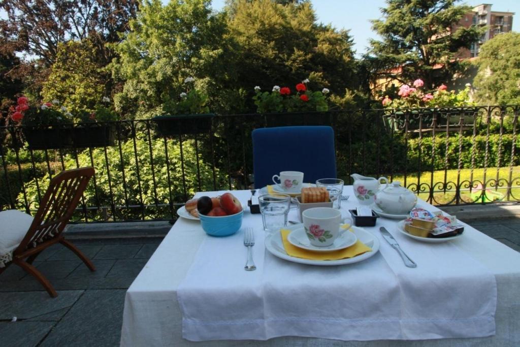 Lisander B&B Suite And Terrace Seregno Exterior foto