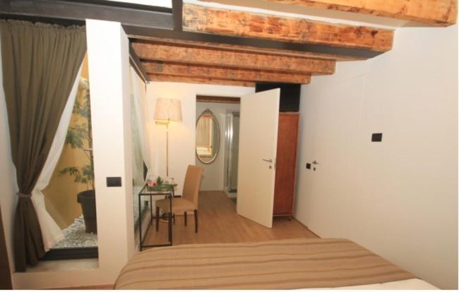 Lisander B&B Suite And Terrace Seregno Habitación foto