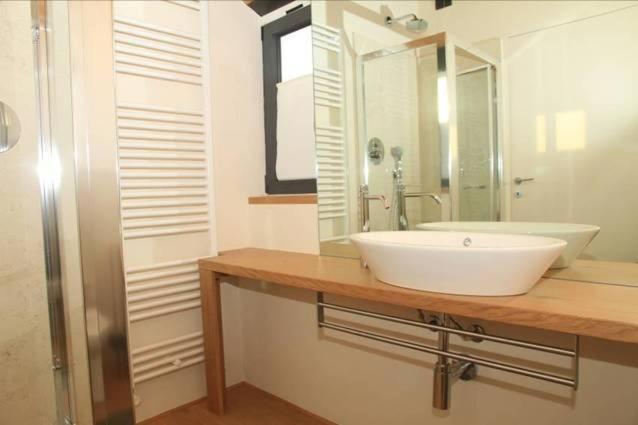 Lisander B&B Suite And Terrace Seregno Habitación foto